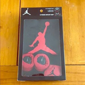 Infant Jordan 3 piece set